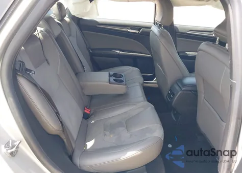 2017 Ford Fusion Sport z USA, uszkodzony, nr VIN 3FA6P0VP8HR154694